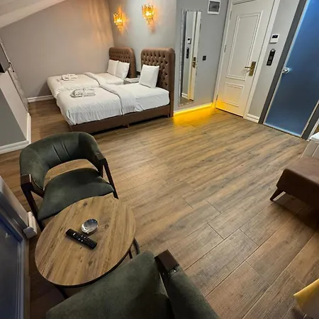 Отель Greenwich 3*