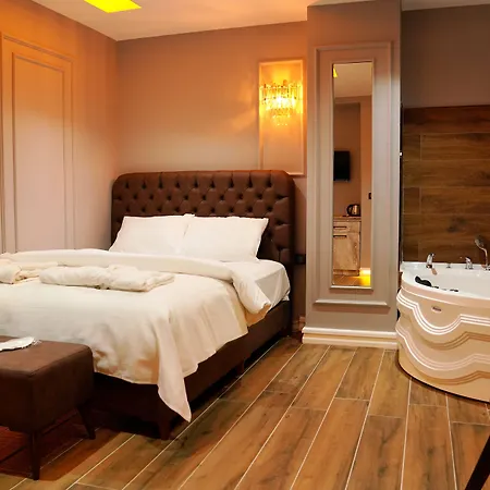 Greenwich Hotel 3*